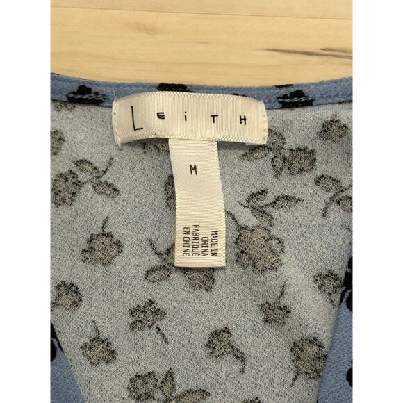 Leith Women Medium Blouse Short Sleeve V-Neck Peplum Floral Blue Y2K - Picture 4 of 7